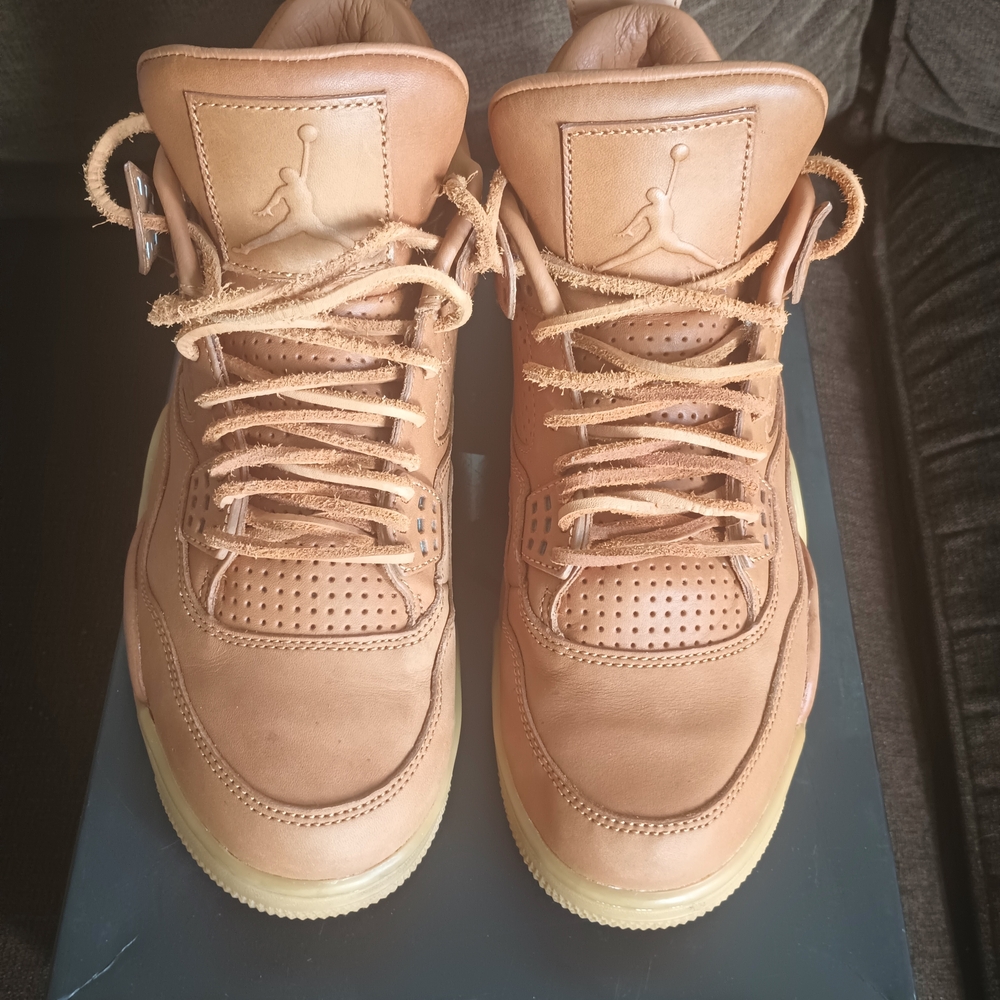 Jordan Men's Tan Sneakers